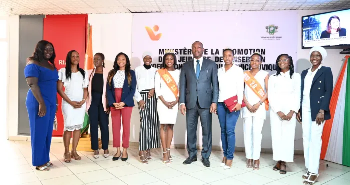 entrepreneuriat-feminin-les-laureates-du-concours-miss-2-0-recoivent-un-cheque-de-19-millions-fcfa