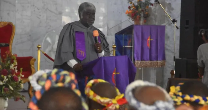 abidjan-grandit-et-sembellit-60-chefs-atchan-rendent-hommage-a-alassane-ouattara