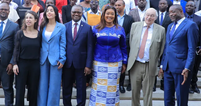 ouverture-de-lecole-itinerante-de-la-paix-linstitut-de-formation-agc-sengage-dans-la-culture-de-la-non-violence