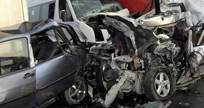 transport-accident-de-la-route-comment-des-ministres-artistes-hommes-de-dieu-ont-cotoye-la-mort