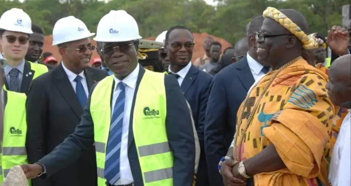 gbeke-pour-ses-actions-de-developpement-jacques-assahore-konan-recoit-les-honneurs-du-gouvernement