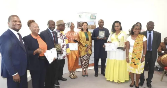 prix-national-dexcellence-les-2e-et-3e-prix-des-categories-des-arts-et-de-la-culture-recompenses-par-la-ministre-de-la-culture