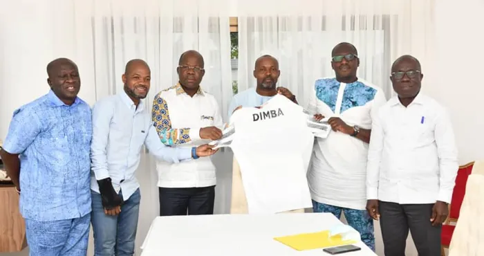 les-anciens-footballeurs-ivoiriens-sensibilisent-contre-la-covid-19