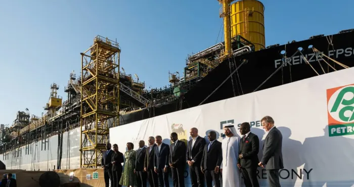 hydrocarbures-exploitation-du-gisement-baleine-le-navire-acquis-par-la-cote-divoire-en-route-pour-abidjan