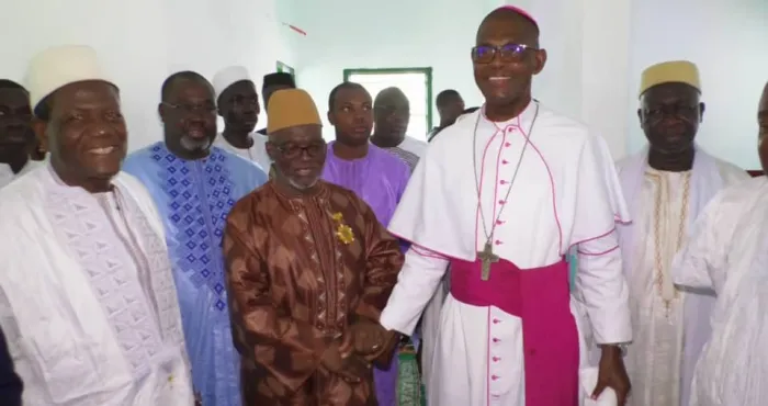 universite-polytechnique-de-man-inauguration-de-la-mosquee-et-de-la-chapelle-iman-sekou-sylla-et-monseigneur-dedi-gaspard-gneba-cest-un-evenement-historique-en-cote-divoire