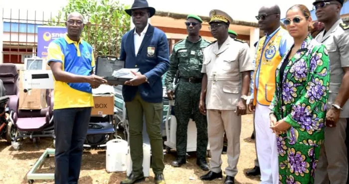 education-sante-financement-de-projets-infrastructures-ces-actions-dalain-richard-donwahi-qui-revolutionnent-la-region-de-la-nawa