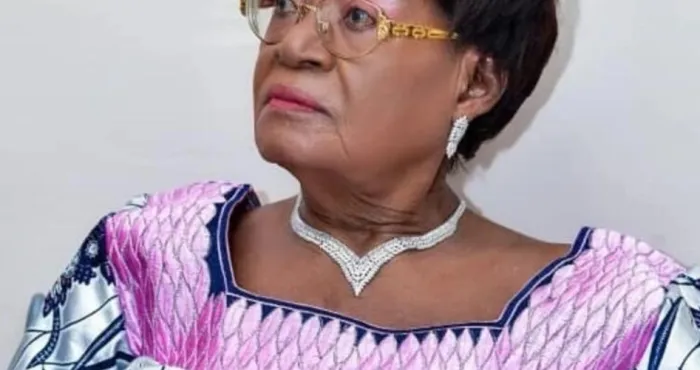 togo-deces-de-la-doyenne-des-nana-benz-ces-femmes-qui-regnaient-sur-le-commerce-du-wax
