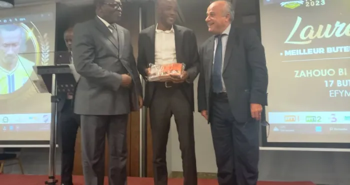 football-ivoirien-les-saveurs-dagboville-apprecie-par-le-ministre-danho-paulin-et-lambassadeur-de-france-en-cote-divoire