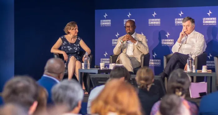 rencontres-economiques-daix-en-provence-alain-richard-donwahi-met-en-avant-les-reussites-de-la-grande-muraille-verte