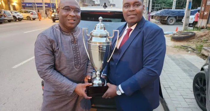 tournoi-ndouci-foot-pour-la-paix-apres-le-trophee-offert-par-ben-badi-gaoussou-koko-attend-dautres