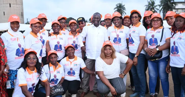 yopougon-elections-municipales-la-jeunesse-feminine-se-met-en-ordre-de-bataille-pour-adama-bictogo