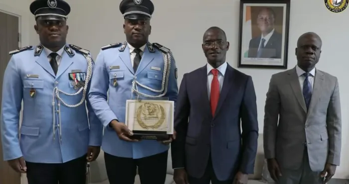 prix-national-dexcellence-le-caire-mohamed-diabate-laureat-chez-le-ministre-vagondo