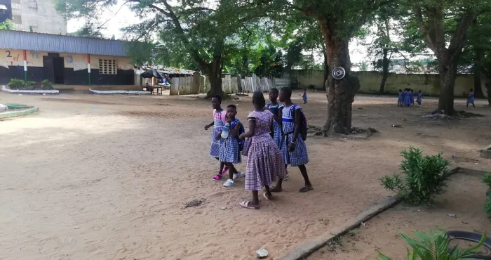 reportage-rentree-scolaire-2023-2024-a-yopougon-ce-nest-pas-la-grande-affluence