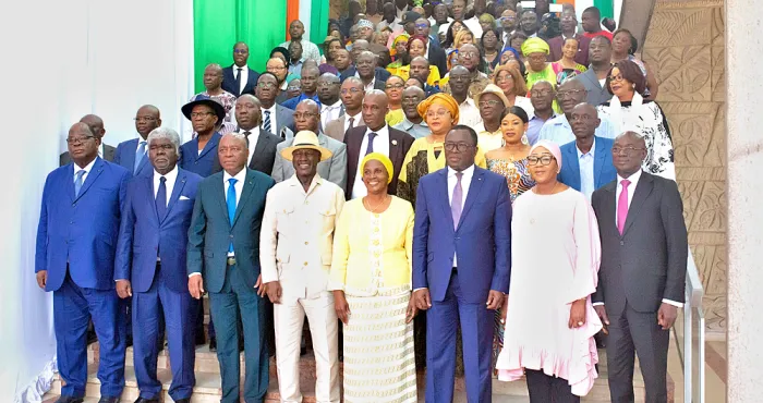 elections-senatoriales-a-abidjan-adama-bictogo-au-four-et-au-moulin-pour-la-victoire-des-candidats-du-rhdp