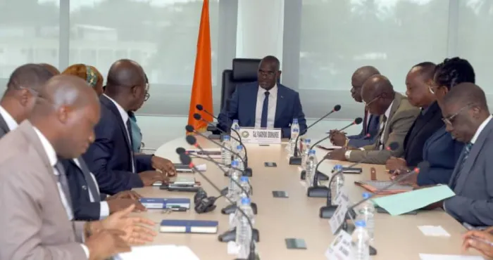 affaire-14-000-migrants-ivoiriens-en-europe-le-ministere-de-linterieur-fait-la-lumiere