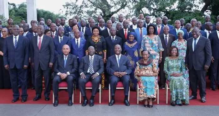 ouverture-de-la-seance-inaugurale-aujourdhui-ouattara-met-les-senateurs-du-rhpd-en-ordre-de-bataille