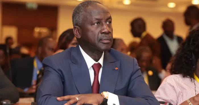 opportunites-pour-les-femmes-et-les-jeunes-adama-bictogo-offre-des-stages-a-plus-de-500-jeunes-de-yopougon