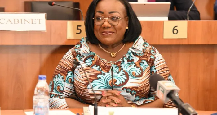 presentation-du-budget-de-la-fonction-publique-a-lassemblee-nationale-anne-ouloto-decline-les-axes-prioritaires-pour-lannee-2024