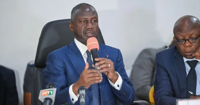 mairie-de-yopougon-le-conseil-municipal-adopte-le-budget-triennal