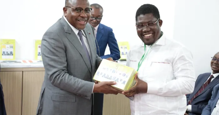 elections-partielles-du-2-decembre-remise-des-documents-electoraux-les-consignes-du-president-de-la-cei-aux-candidats