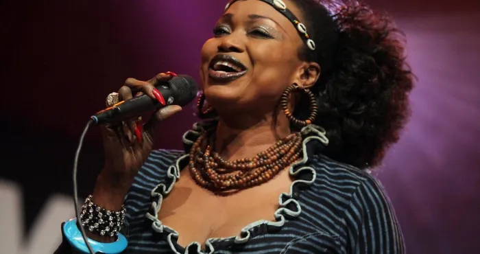 musique-mandingue-oumou-sangare-et-sidiki-diabate-en-duel-a-baby