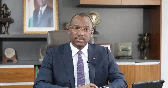 invite-du-gouvtalk-annee-de-la-jeunesse-emplois-insertion-professionnelle-des-jeunes-mamadou-toure-clarifie-tout