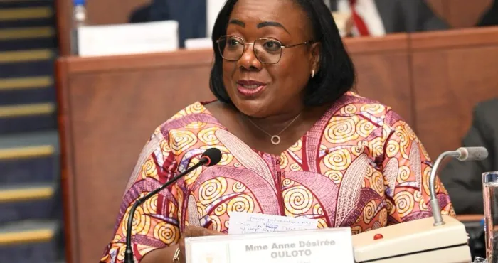 fonction-publique-centralisation-des-concours-lutte-contre-la-fraude-paiement-du-1er-salaire-ce-que-anne-ouloto-a-confie-aux-senateurs