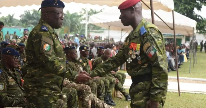 armee-de-terre-le-general-de-brigade-cherif-ousmane-prend-officiellement-les-commandes
