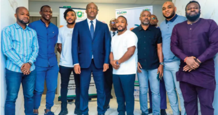 lutte-contre-les-fleaux-des-jeunes-durant-la-can-2023-mamadou-toure-engage-les-anciens-footballeurs-dans-le-combat