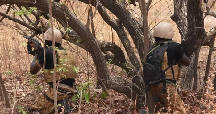 burkina-faso-larmee-debusque-et-neutralise-plusieurs-dizaines-de-terroristes-a-kompienga