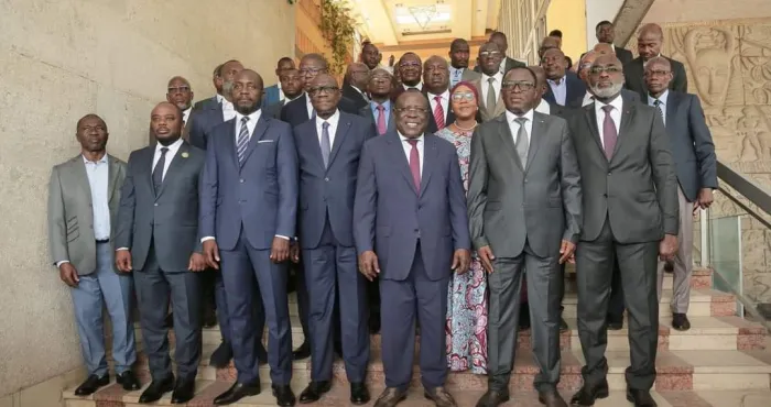 deguerpissement-a-abidjan-tout-sur-la-rencontre-de-verite-cisse-bacongo-et-les-maires