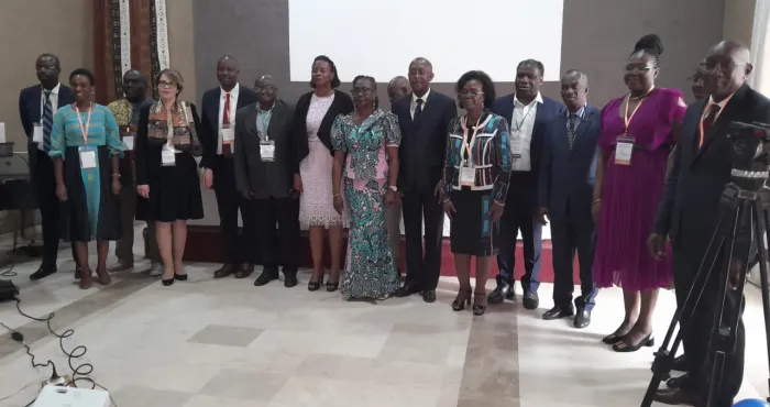 pratique-des-examens-radios-et-dechographie-voici-les-methodes-reglementaires-en-cote-divoire