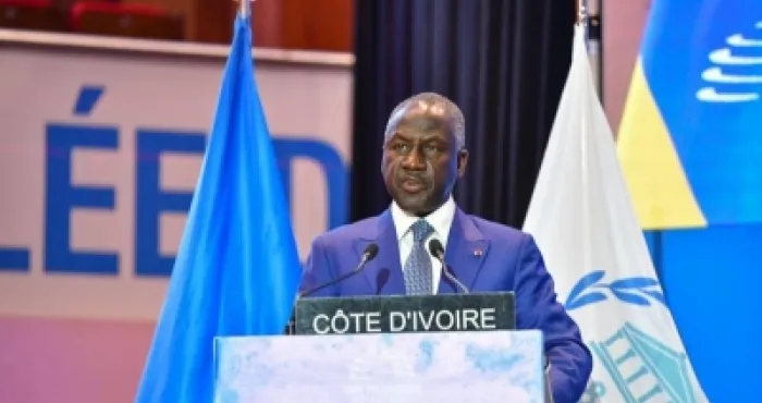 diplomatie-parlementaire-adama-bictogo-expose-sur-la-paix-en-suisse