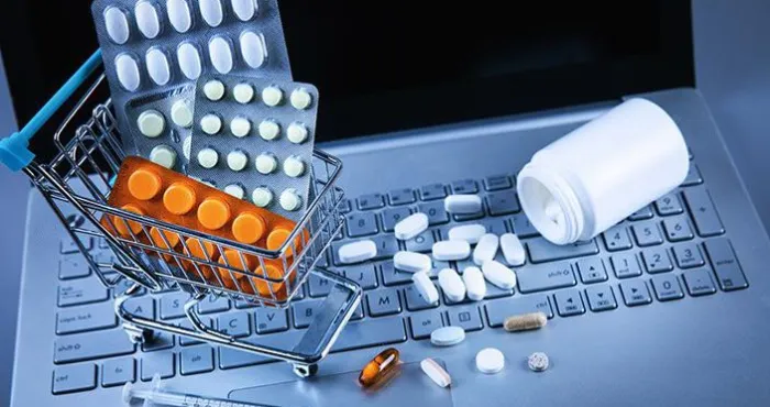 telemedecine-environ-50-des-medicaments-vendus-sur-internet-sont-contrefaits