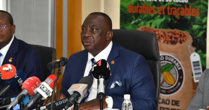 lancement-de-la-campagne-intermediaire-hier-le-prix-du-kg-de-cacao-fixe-a-1500-f