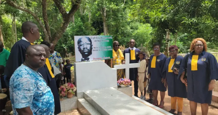 hommage-noel-x-ebony-honore-a-tanokoffikro