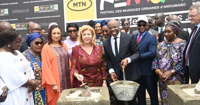 16e-edition-du-femua-la-premiere-dame-salue-lengagement-humanitaire-du-groupe-magic-system
