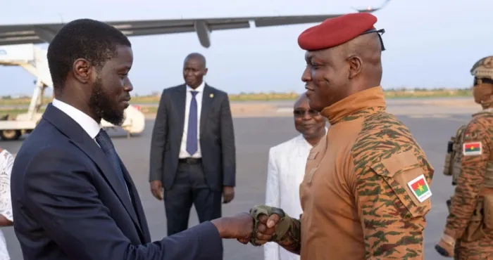 relations-aes-cedeao-le-president-du-senegal-sest-entretenu-avec-ses-homologues-du-mali-et-du-burkina