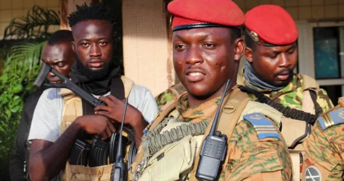 burkina-faso-bruits-de-bottes-ibrahim-traore-introuvable