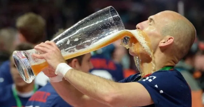 sante-le-binge-drinking-et-ses-consequences-a-court-terme-et-a-long-terme