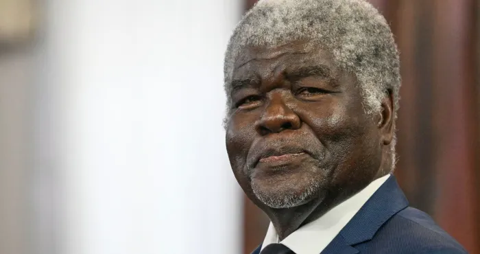 contribution-par-bas-beugre-mambe-une-grande-conscience-sociale-au-service-des-ivoiriens
