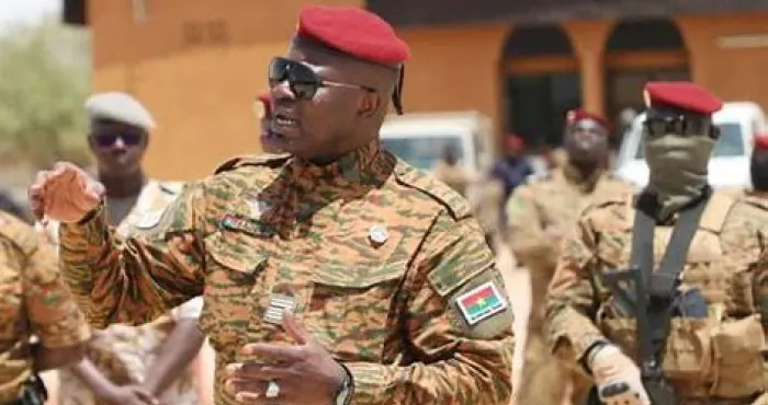 burkina-faso-paul-henri-damiba-met-en-garde-ibrahim-traore-contre-les-exactions-contre-les-civils