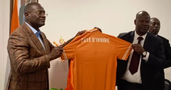 maramonde-abidjan-2024-le-comite-dorganisation-presente-au-ministre-metch