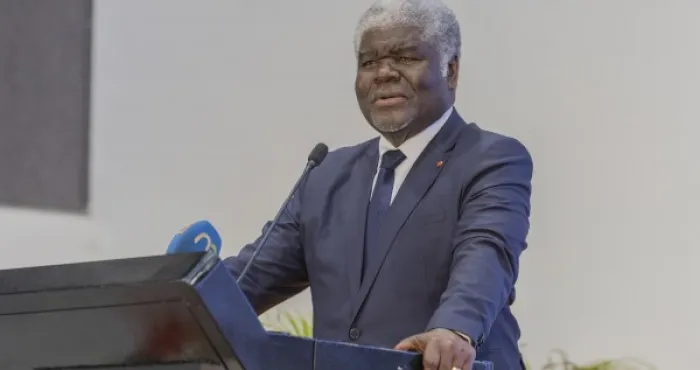 ceremonie-douverture-des-jeux-olympiques-paris-2024-le-pm-beugre-mambe-represente-le-president-alassane-ouattara