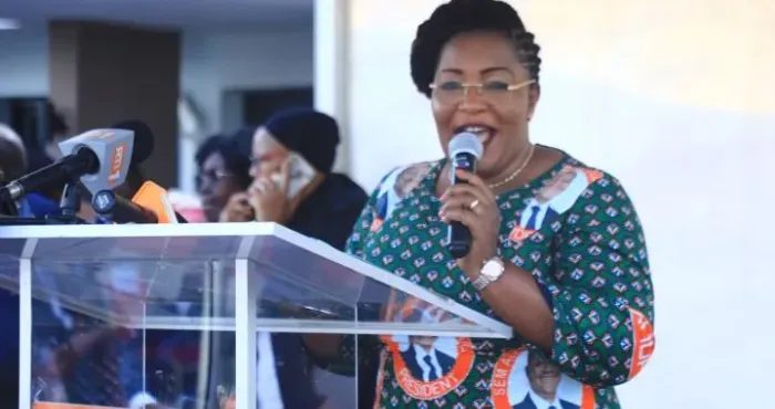 tournee-de-mobilisation-depuis-daloa-harlette-badou-aux-femmes-du-rhdp-il-ne-faut-pas-dormir-le-serpent-nest-pas-encore-mort