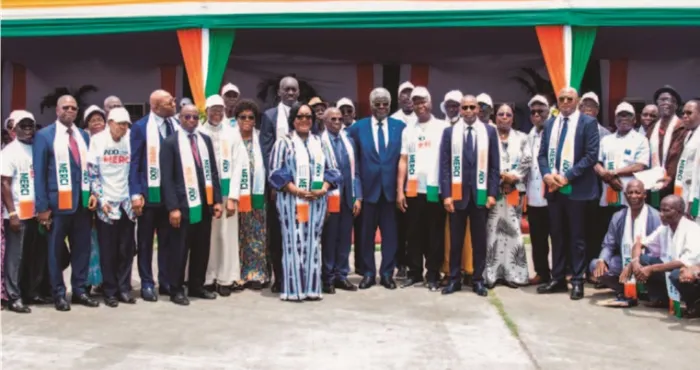 octroi-dune-prime-speciale-aux-personnes-du-3e-age-les-retraites-de-cote-divoire-disent-merci-au-president-ouattara