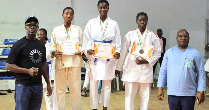 karate-championnat-de-cote-divoire-test-1-plus-de-200-karatekas-dans-les-epreuves-de-kata-et-de-combat