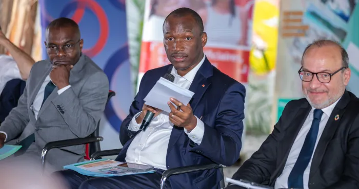 entrepreneuriat-et-engagement-des-jeunes-le-secretaire-detat-francais-salue-la-maturite-de-la-jeunesse-ivoirienne