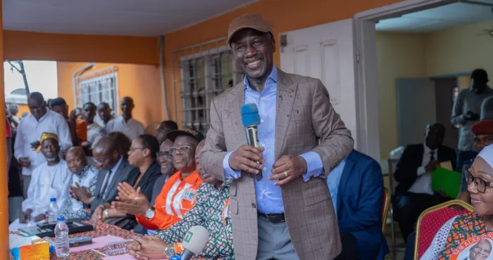 bictogo-aux-populations-danyama-la-campagne-commence-par-linscription-sur-la-liste-electorale
