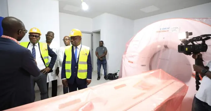 renforcement-des-equipements-medicaux-le-ministre-pierre-dimba-visite-des-irm-et-scanners-des-chu-de-cocody-angre-et-treichville